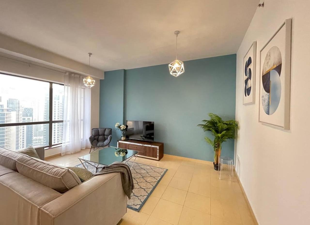 Luxury Jbr Apartments , Beach , Pool , Parking Dubai Exterior photo