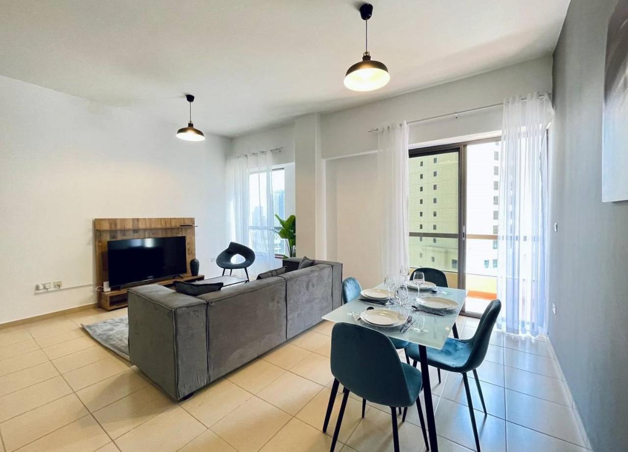 Luxury Jbr Apartments , Beach , Pool , Parking Dubai Exterior photo